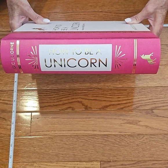 12"x9" empty book box " how to be a unicorn" - Picture 1 of 6